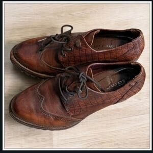 Brown Leather TAMARIS Lace Up Oxford Style Crocodile Print Derby Shoes Size 5.5